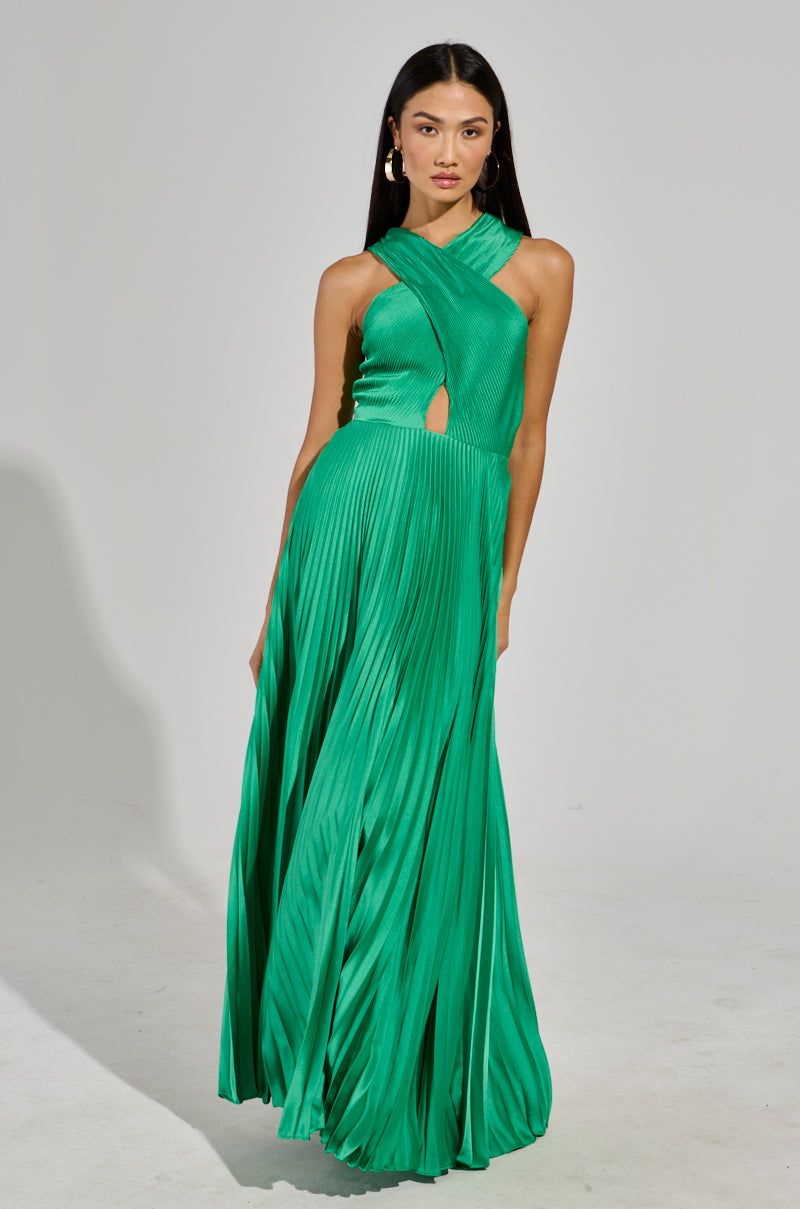 ALWAYS THE GUEST PLEATED MAXI DRESS IN KELLY GREEN – AKIRA