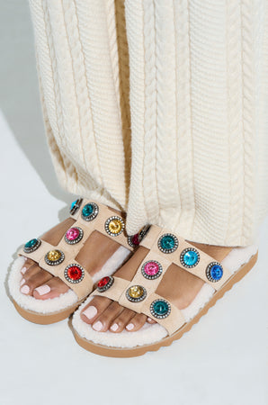 AZALEA WANG LUCIENA BEIGE RHINESTONE AND SHERPA SANDAL – AKIRA AZALEA WANG LUCIENA BEIGE RHINESTONE AND SHERPA SANDAL – AKIRA