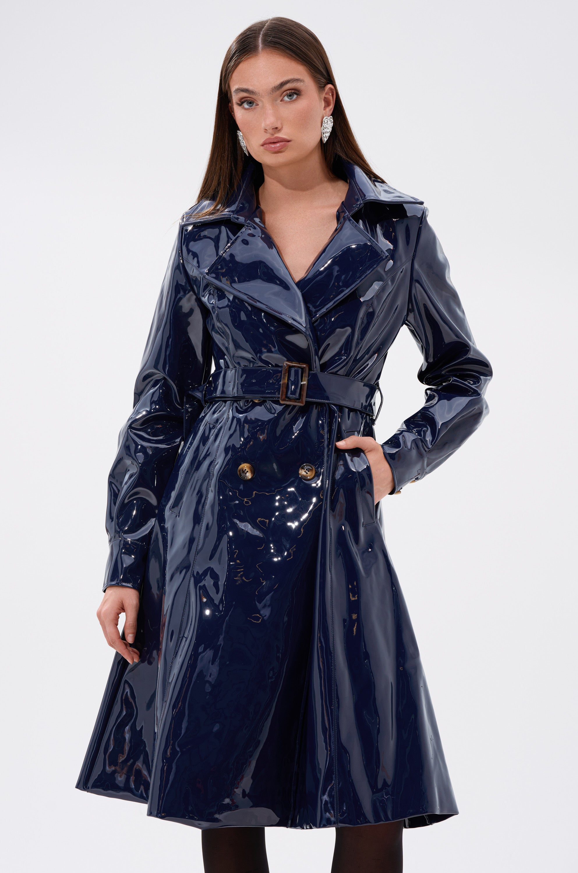 A woman in the MITICA PATENT TRENCH IN NAVY.