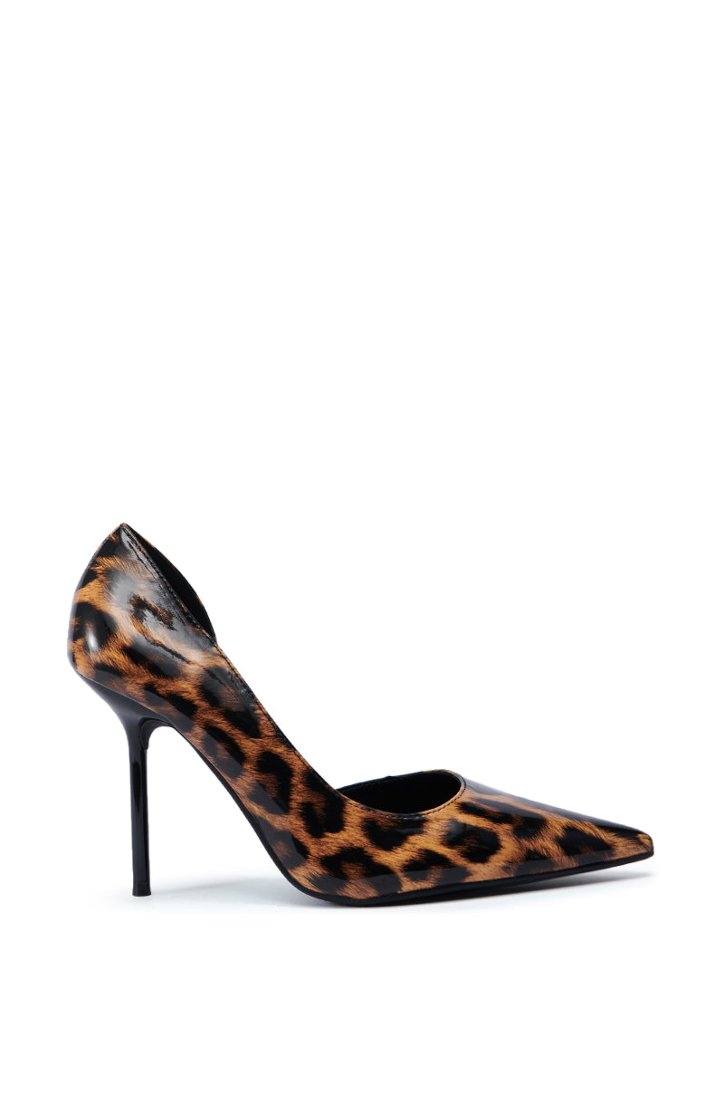 The AZALEA WANG MOBWIFE LEOPARD PUMP, showcasing a sleek glossy leopard print design with a stiletto heel and pointed toe, is elegantly presented against a white background. 4