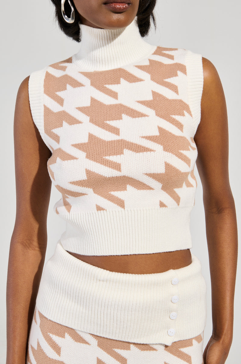 Akira Sweater Tank main image 1