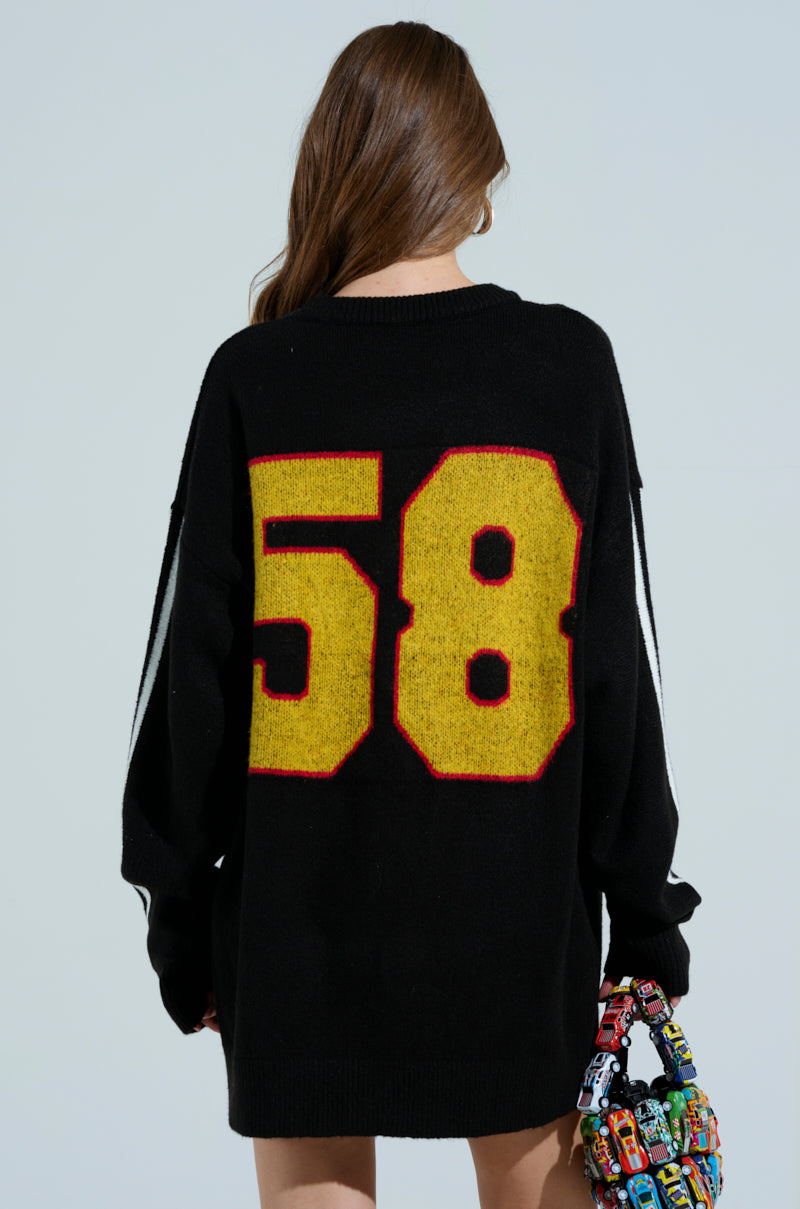 EXCLUSIVE KNIT SWEATER DRESS AKIRA EXCLUSIVE KNIT SWEATER DRESS AKIRA