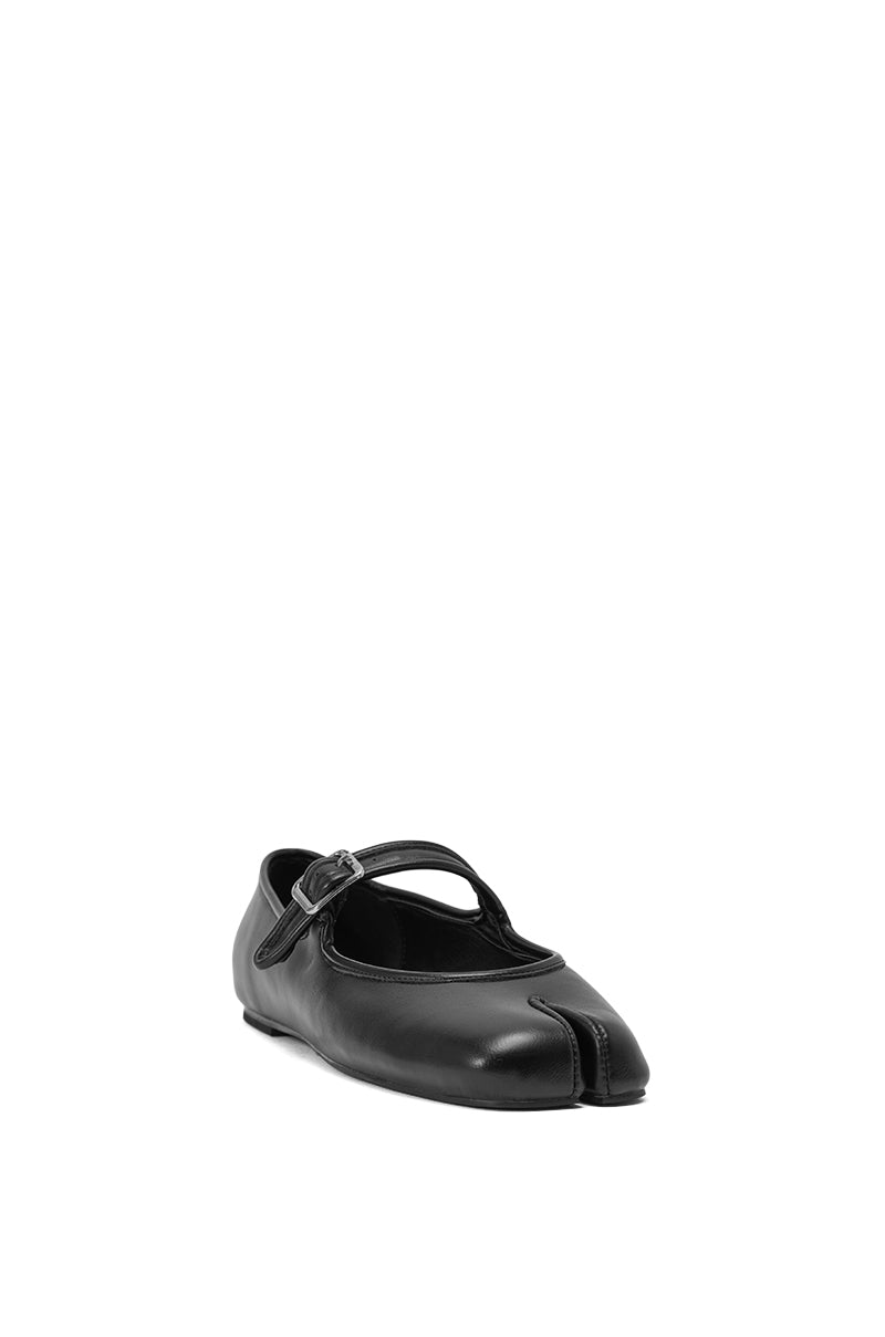 The AKIRA GOLD SANG BLACK PU SPLIT TOE FLAT features black faux leather, a split square toe design, comfort cushion insole, and a single buckle strap, shown against a plain white background. 6