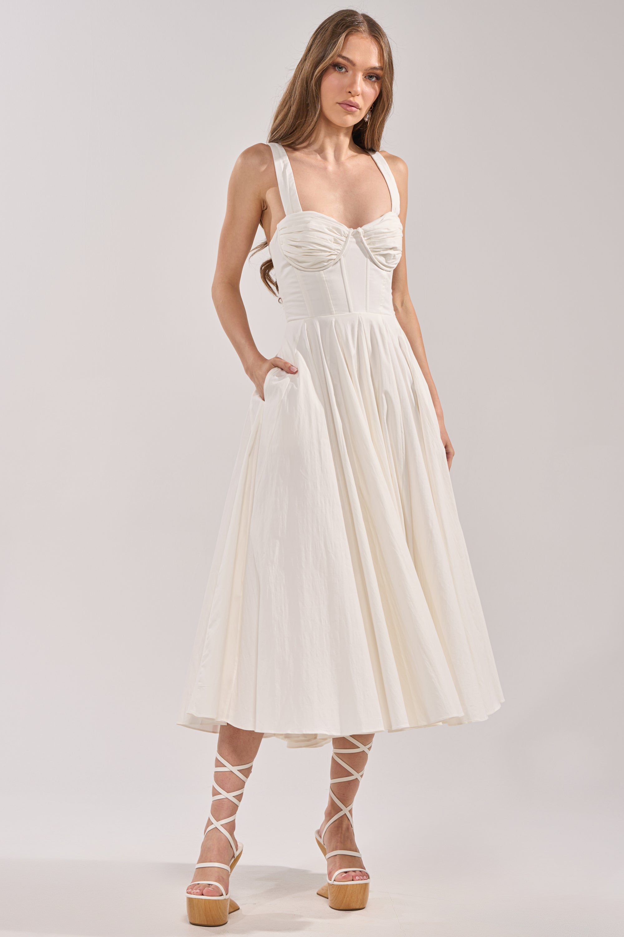 AKIRA Keep It Lowkey Poplin Midi Dress | White | Size Small