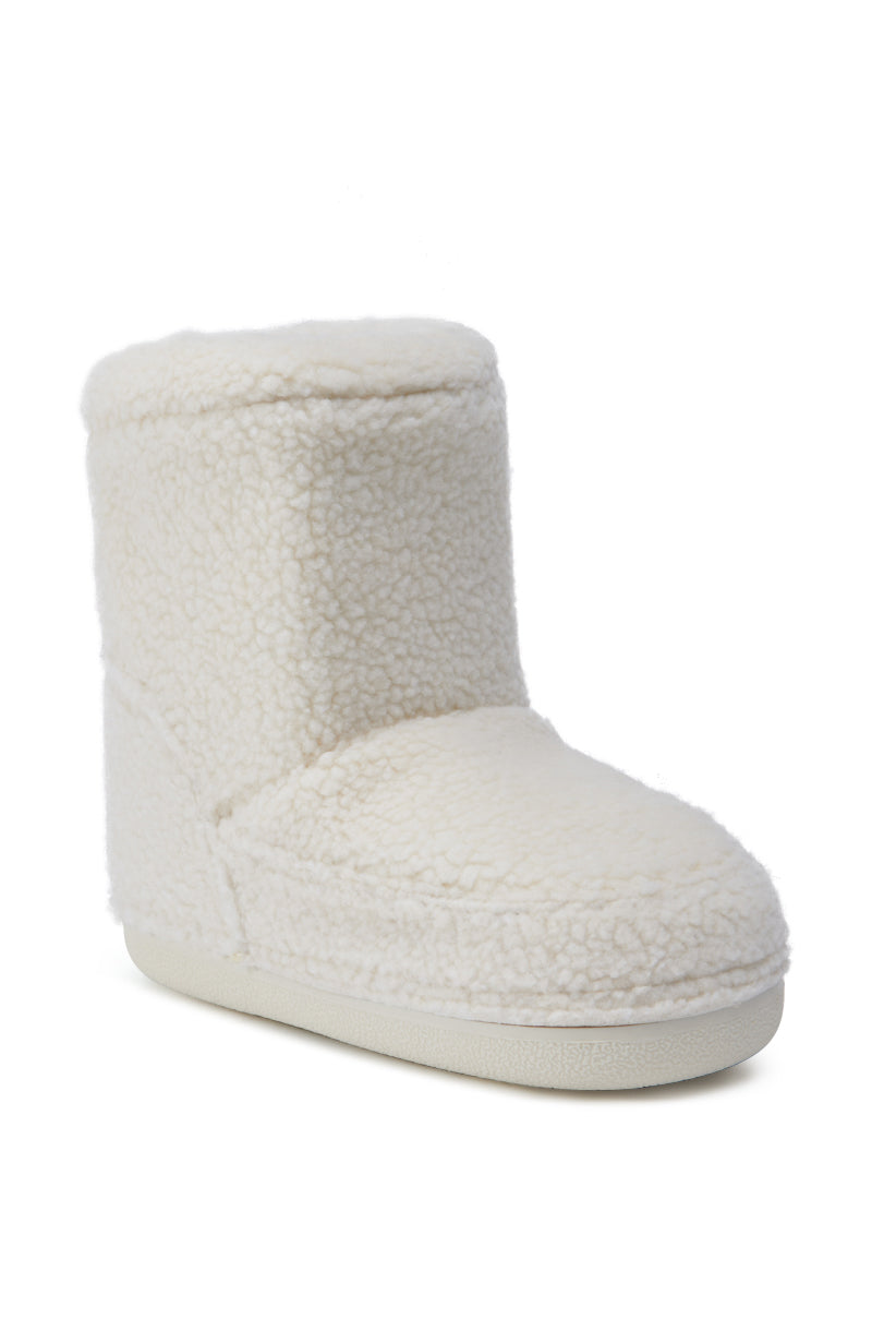 The AZALEA WANG SWEETING WHITE SHERPA BOOTIE features a soft, fuzzy texture and a flat sole, with a single bootie presented on a plain white background.