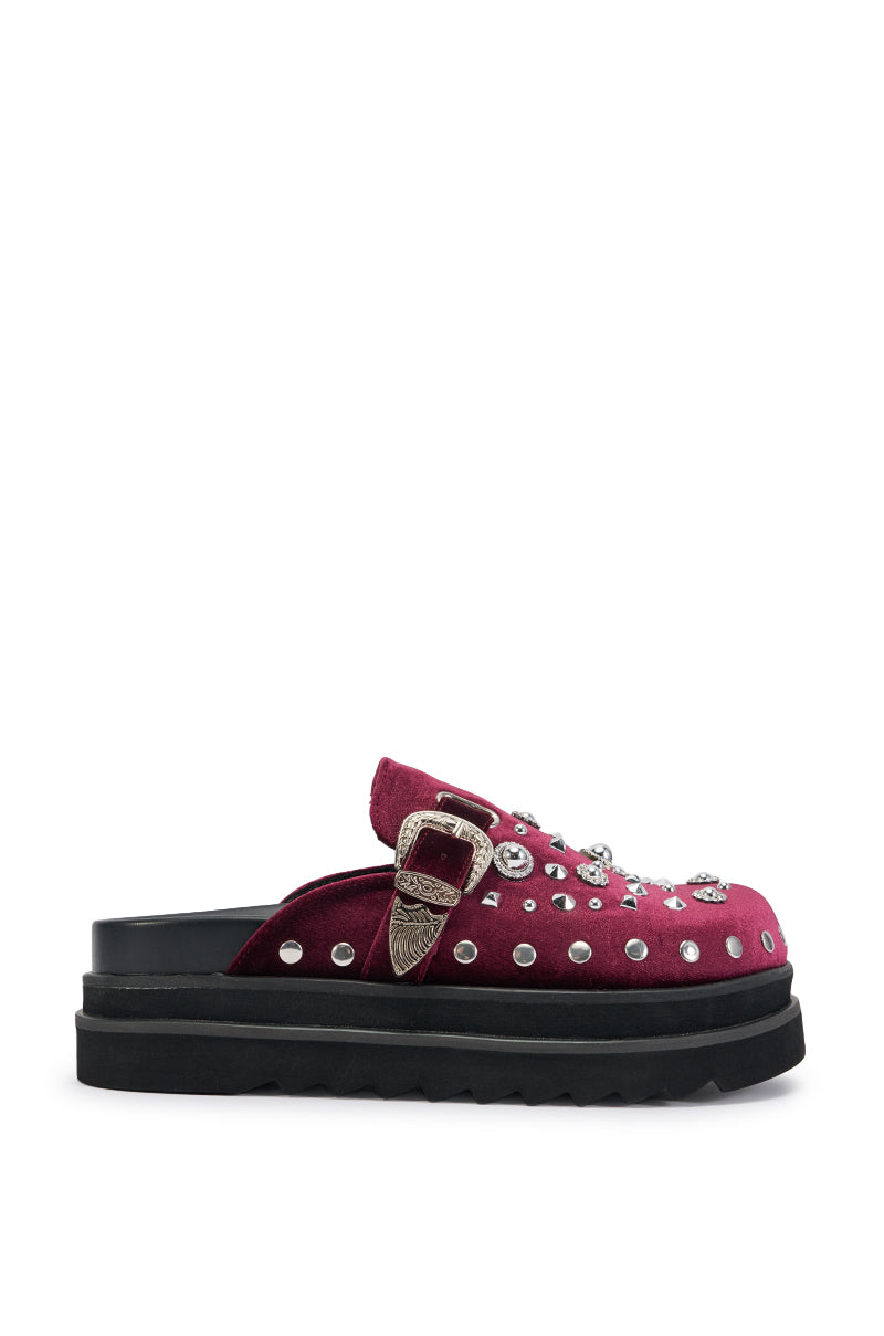 Velvet Embellished Flatform Clog Mules | AKIRA