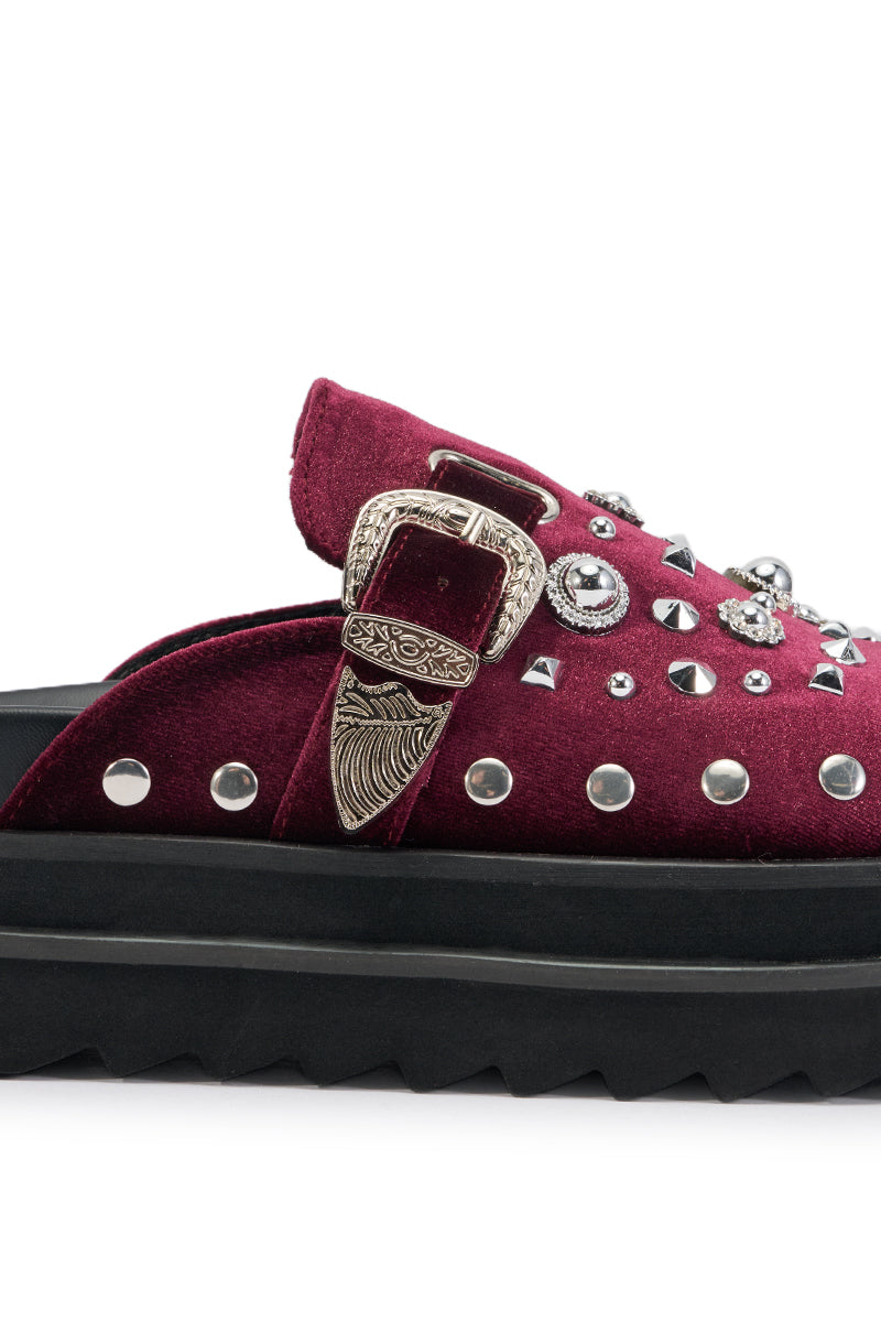 Velvet Embellished Flatform Clog Mules | AKIRA