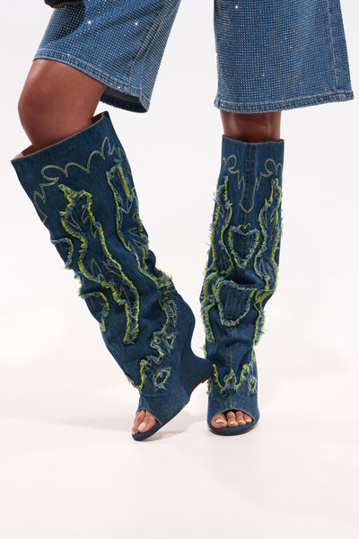AZALEA WANG VIANCA GREEN MULTI DENIM WEDGE BOOT – AKIRA