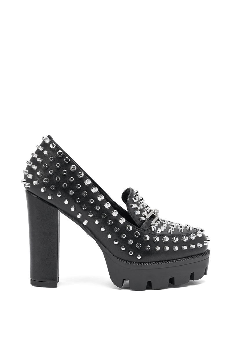 The AKIRA GOLD VICTOIRE BLACK STUDDED PUMP LOAFER features a platform lug sole, chunky heel, and edgy silver spikes and studs all over for a bold statement look. 3