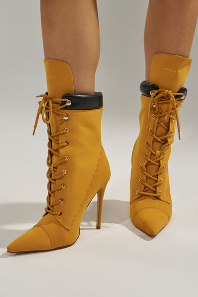 AZALEA WANG XIOMARAN YELLOW BOOTIE – AKIRA