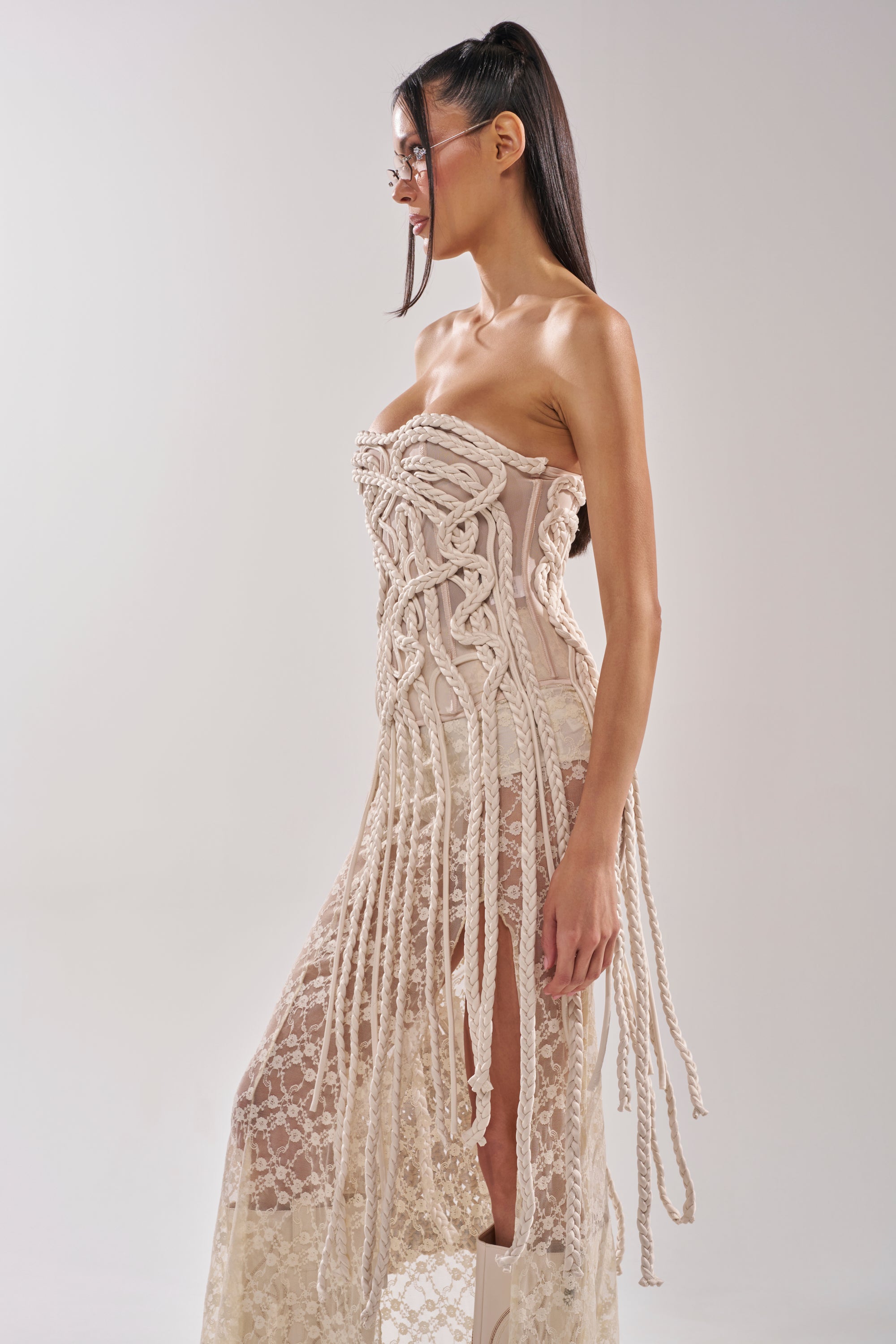 NEVER LOST TASSEL MESH CORSET – AKIRA