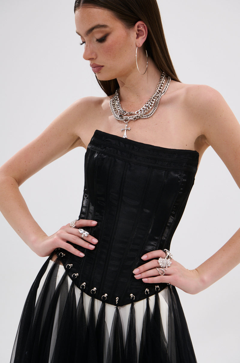 MARRIED TO THE GAME CORSET TOP IN BLACK AKIRA MARRIED TO THE GAME CORSET TOP IN BLACK AKIRA