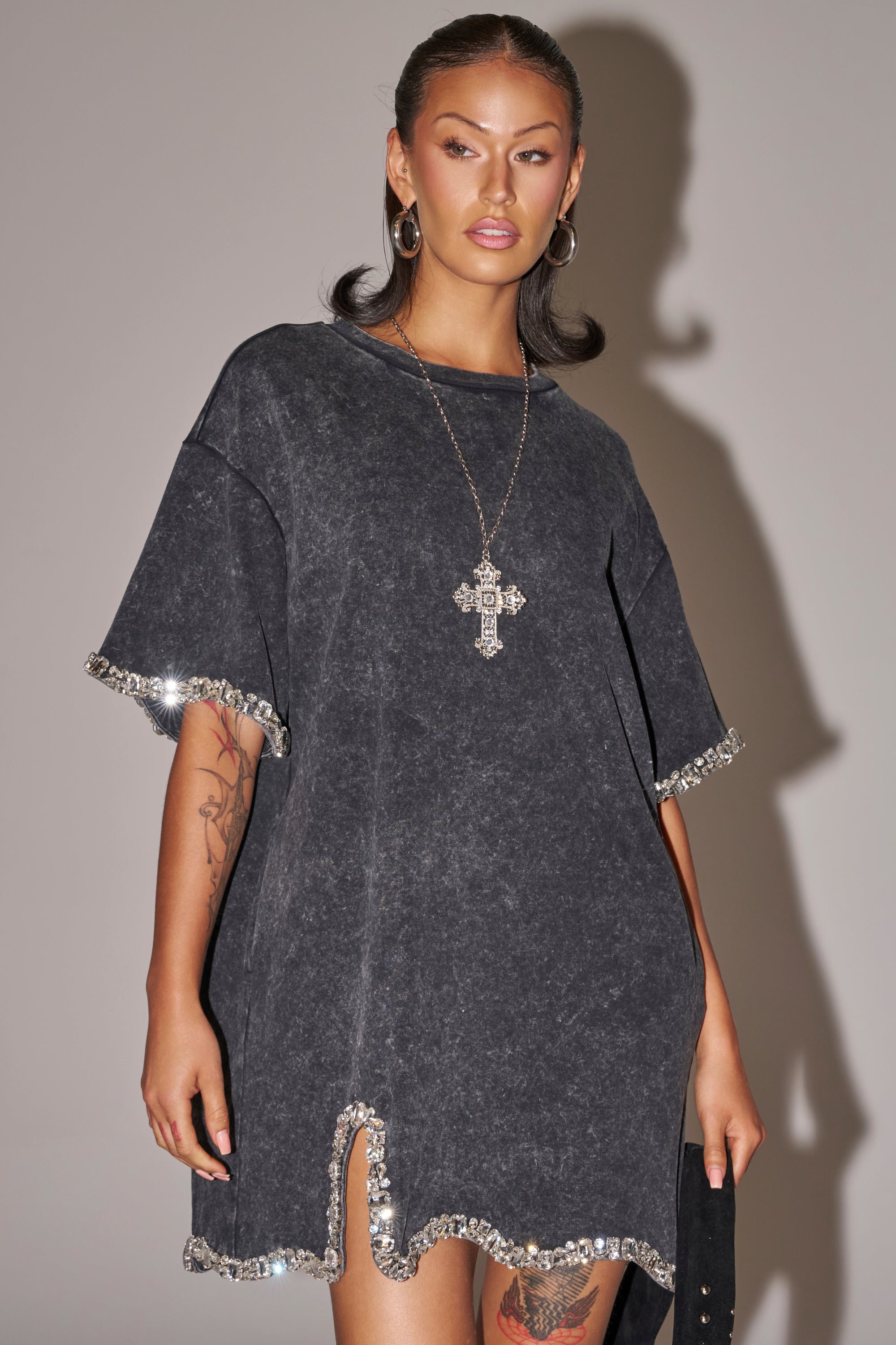COOL GIRL EMBELLISHED TEE SHIRT DRESS IN BLACK AKIRA COOL GIRL EMBELLISHED TEE SHIRT DRESS IN BLACK AKIRA