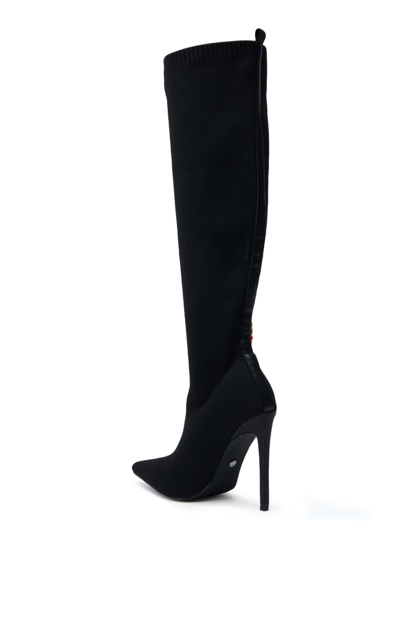 AZALEA WANG ZERAH BLACK EMBELLISHED SNAKE BOOT – AKIRA