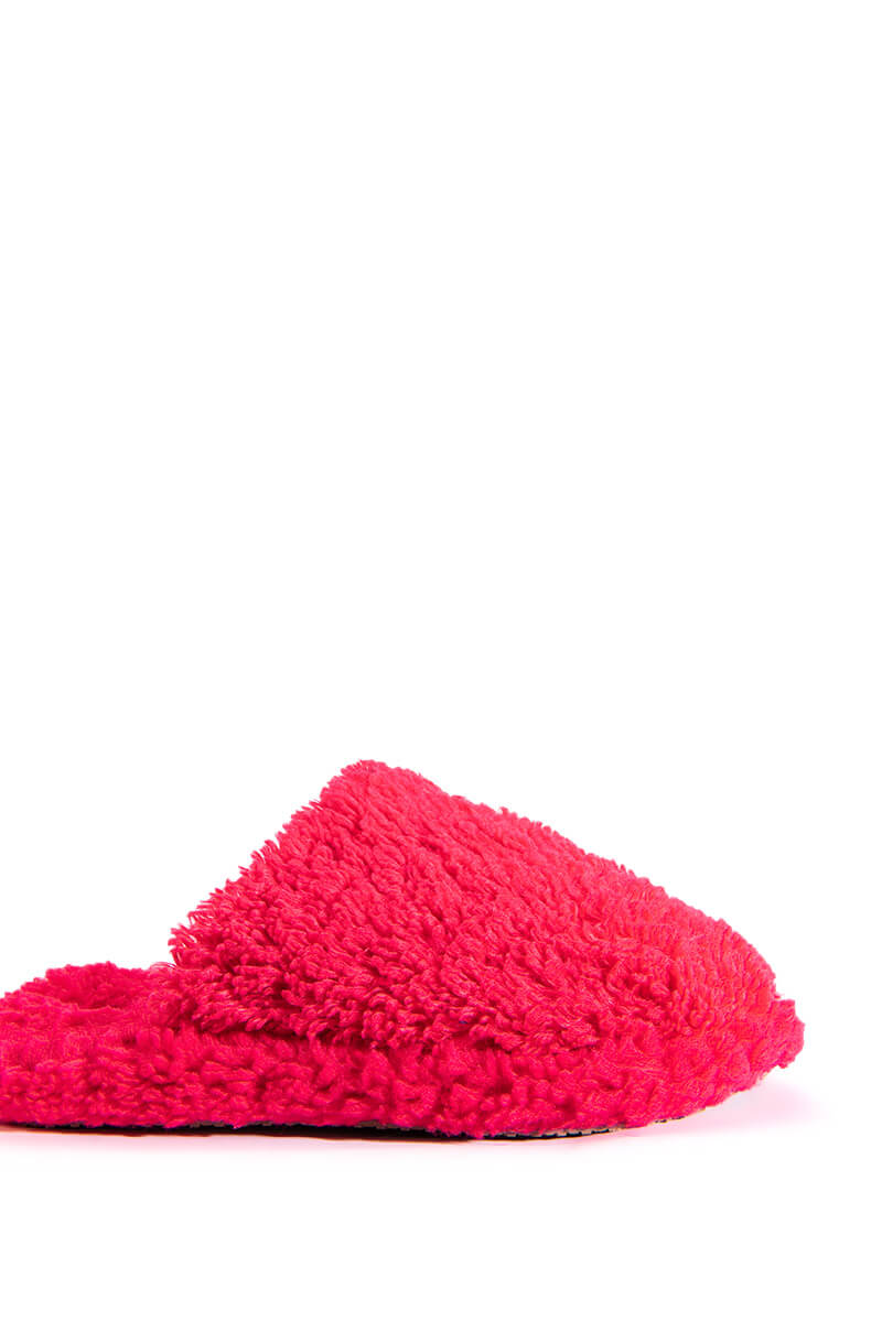 Full View Akira Chica Fluffy Slipper In Fuchsia 4