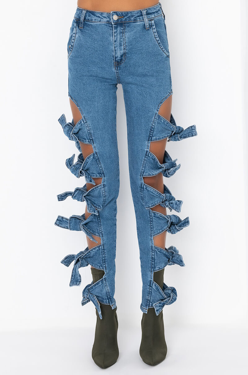 Front View All Around Me Skinny Jeans