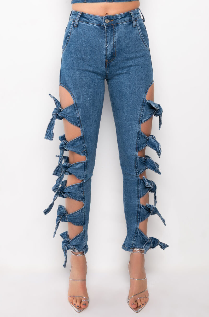 Back View All Around Me Skinny Jeans