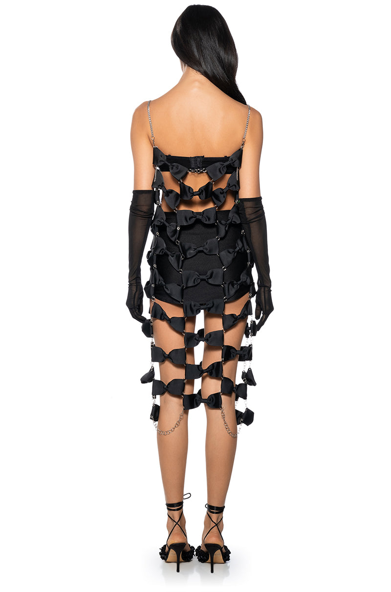 ALL OVER BOWS MIDI DRESS AKIRA ALL OVER BOWS MIDI DRESS AKIRA