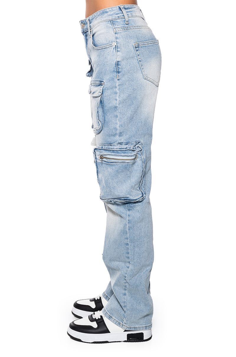 Full View All Over Pocket Detail Relaxed Fit Jeans