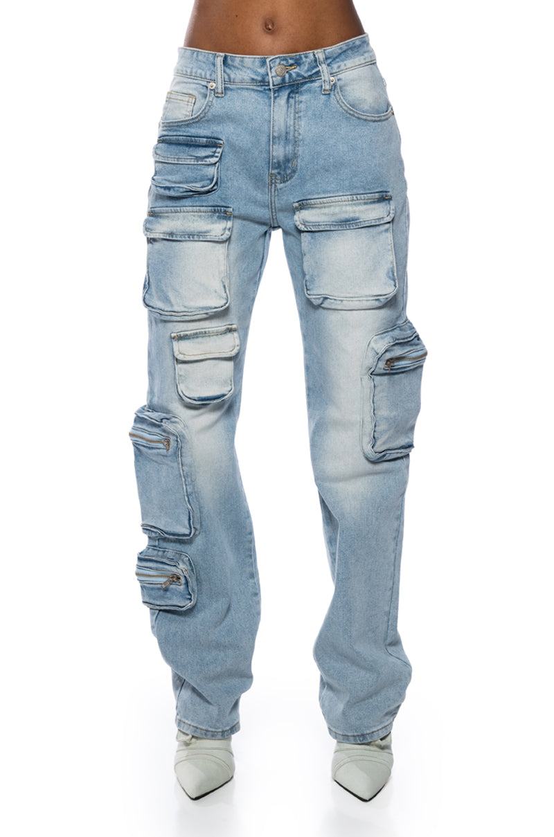 Full View All Over Pocket Detail Relaxed Fit Jeans