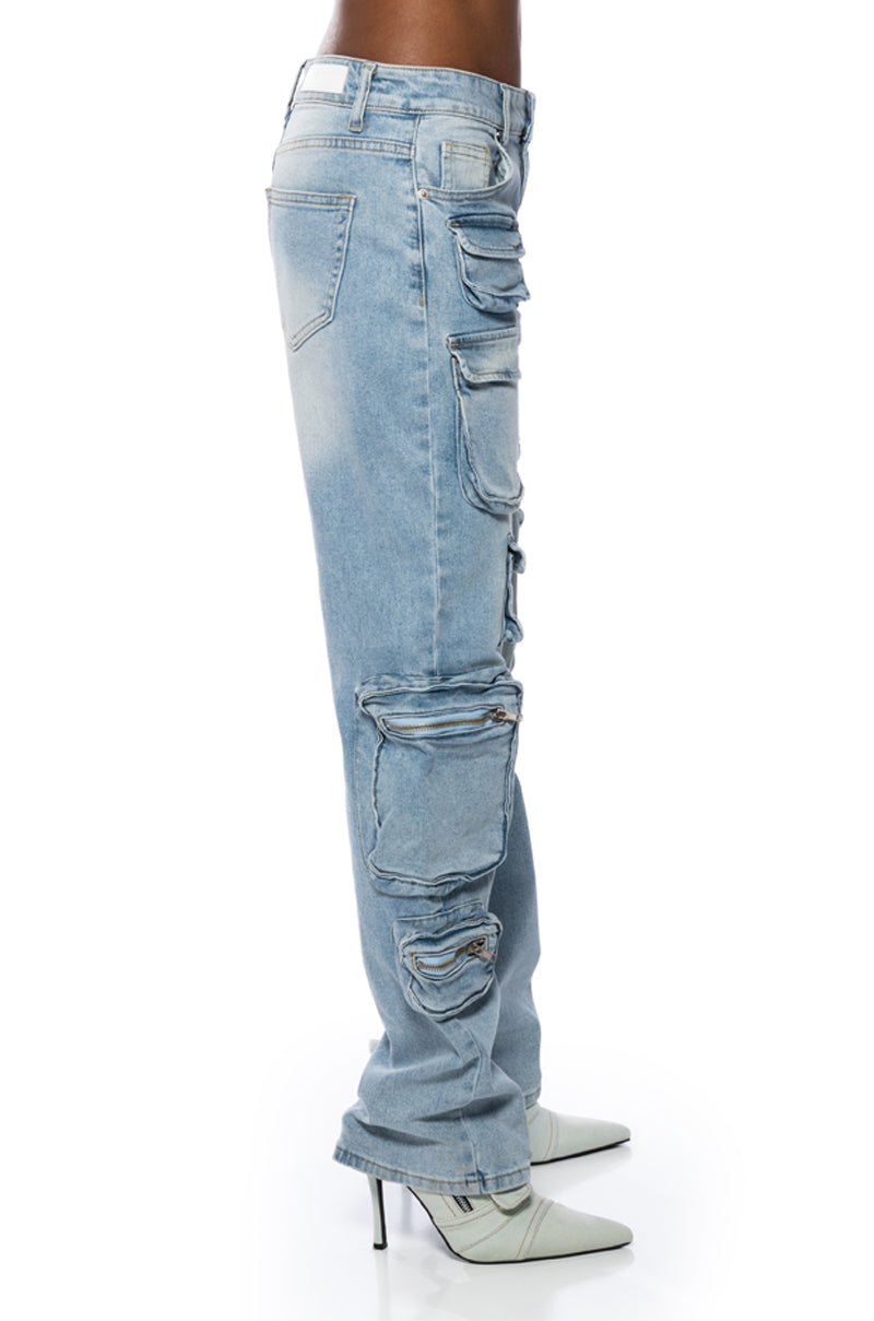Extra View All Over Pocket Detail Relaxed Fit Jeans