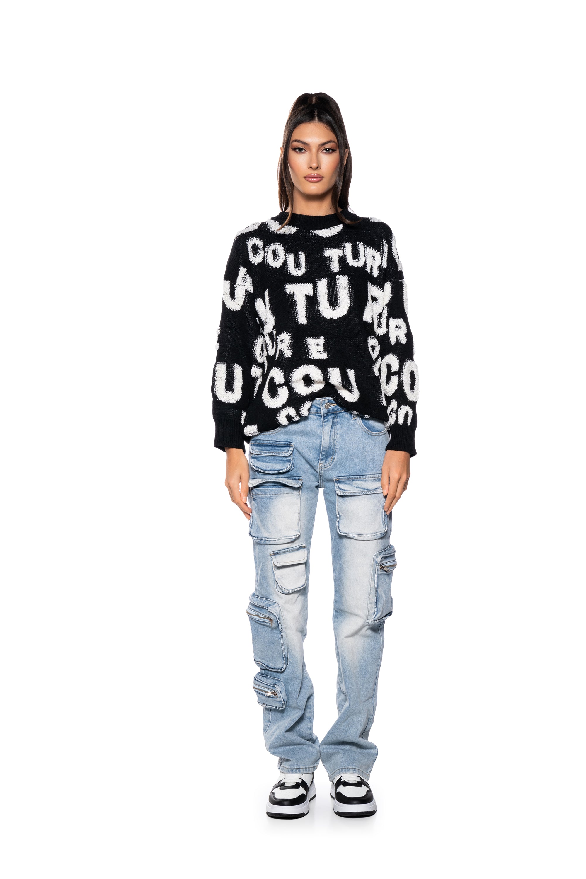Extra View All Over Pocket Detail Relaxed Fit Jeans