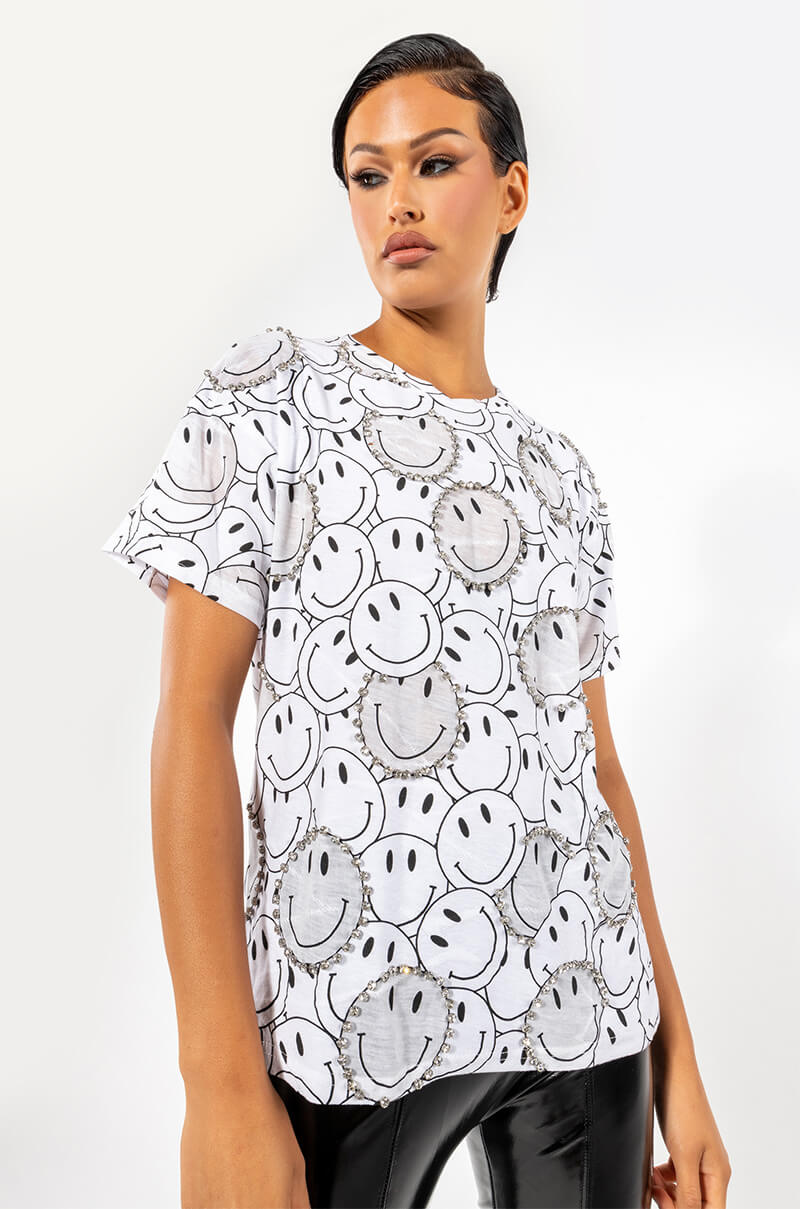 Front View All Smiles Oversized Graphic Tshirt