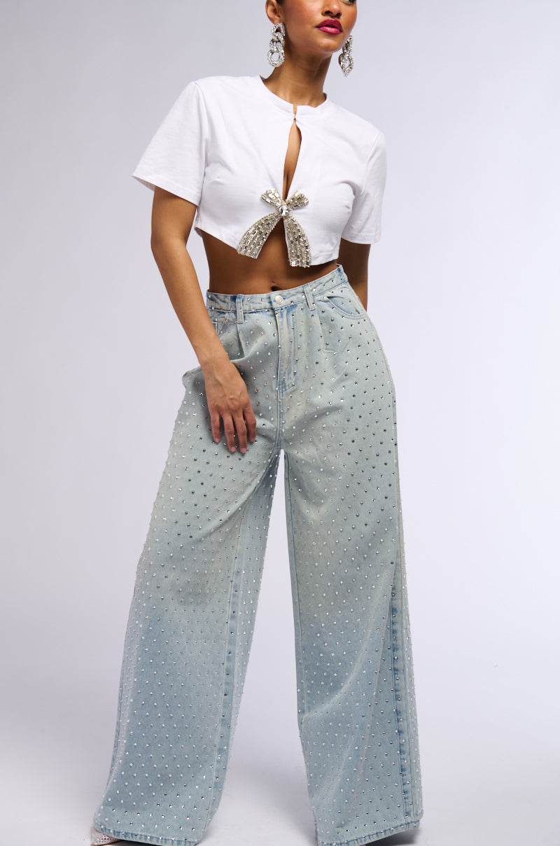 Full View Always Fresh Embellished T Shirt In White
