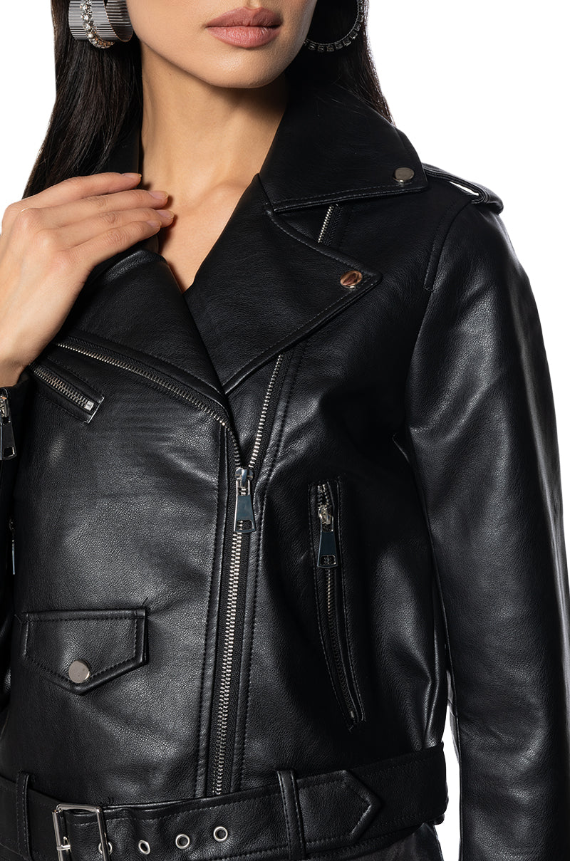 Ariza Jacket ARAZ MINIMAL BOXY CUT MOTO JACKET – AKIRA