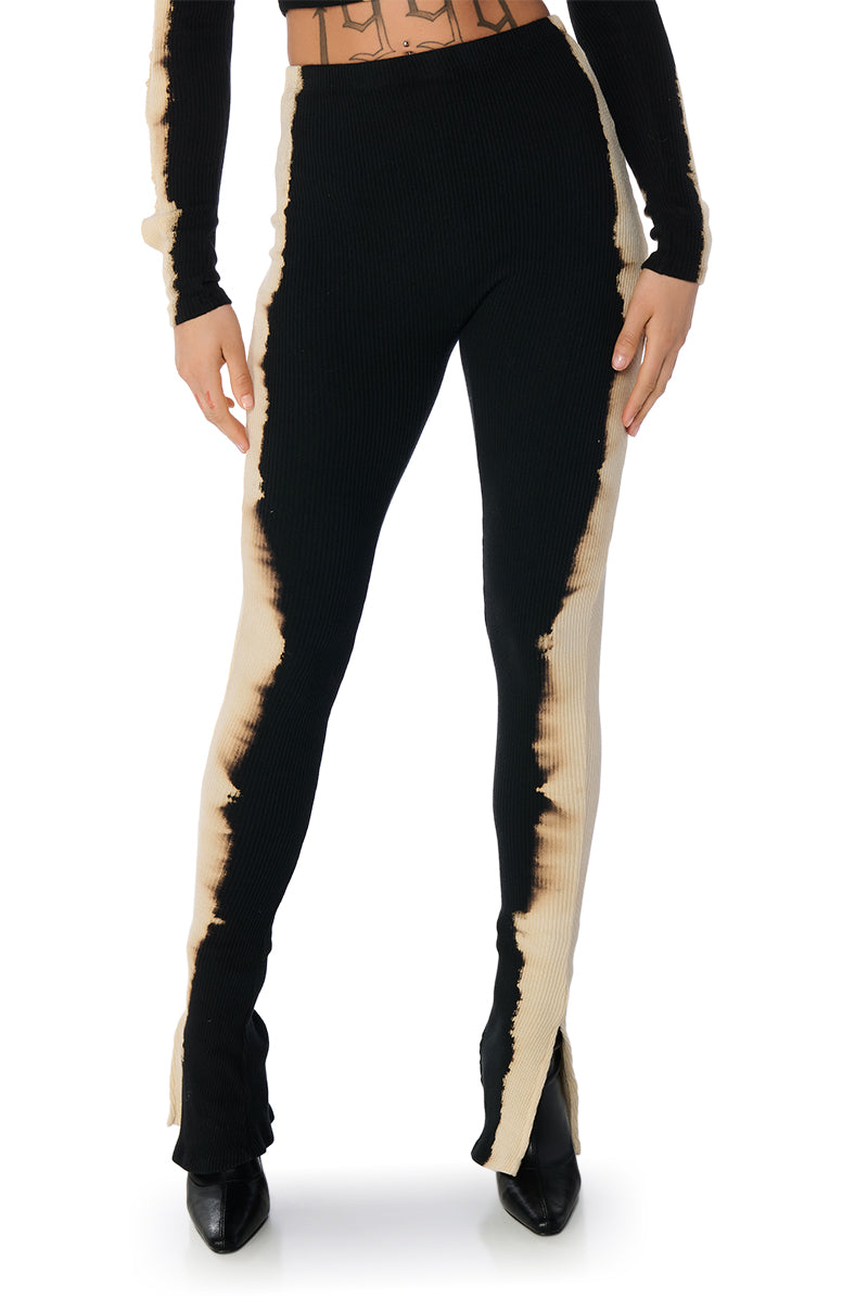 Front View Avery Dyed Legging