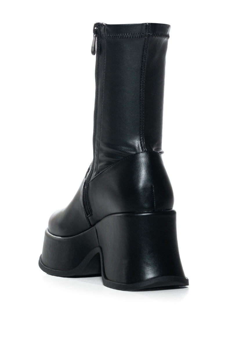 Detail View Azalea Wand Mimma Black Futuristic Bootie With 4 Way Stretch