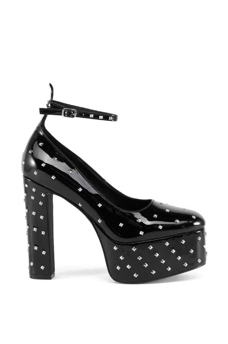 Back View Azalea Wang Aerith Black Pump