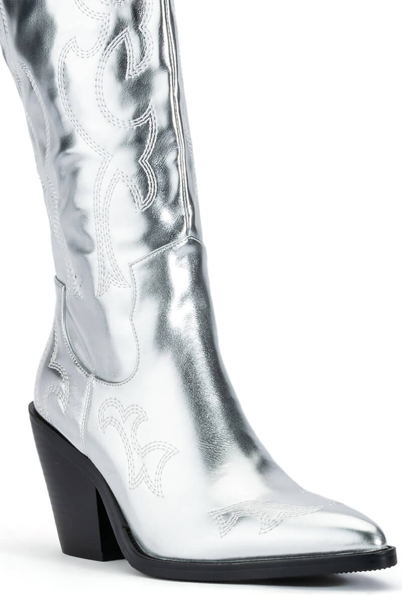 Full View Azalea Wang After Party Metallic Western Boot In Silver