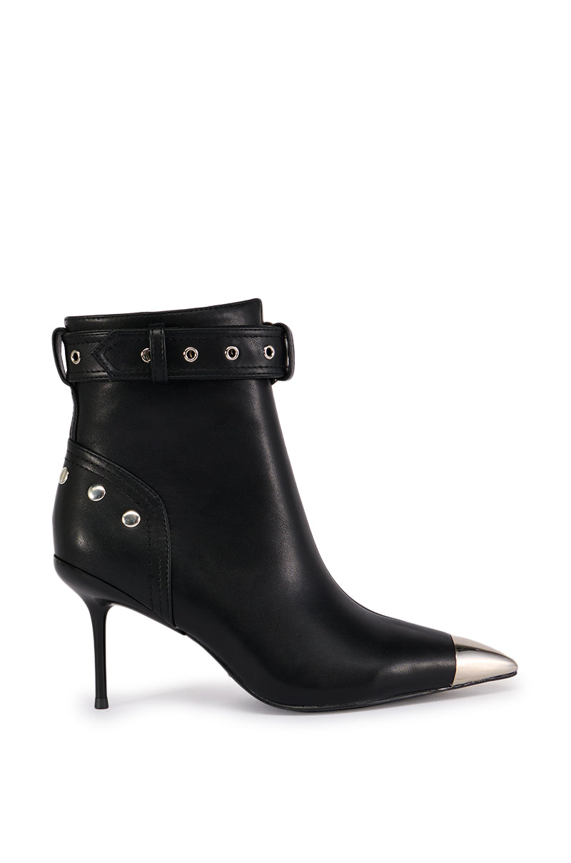 Side View Azalea Wang Amberly Black Bootie