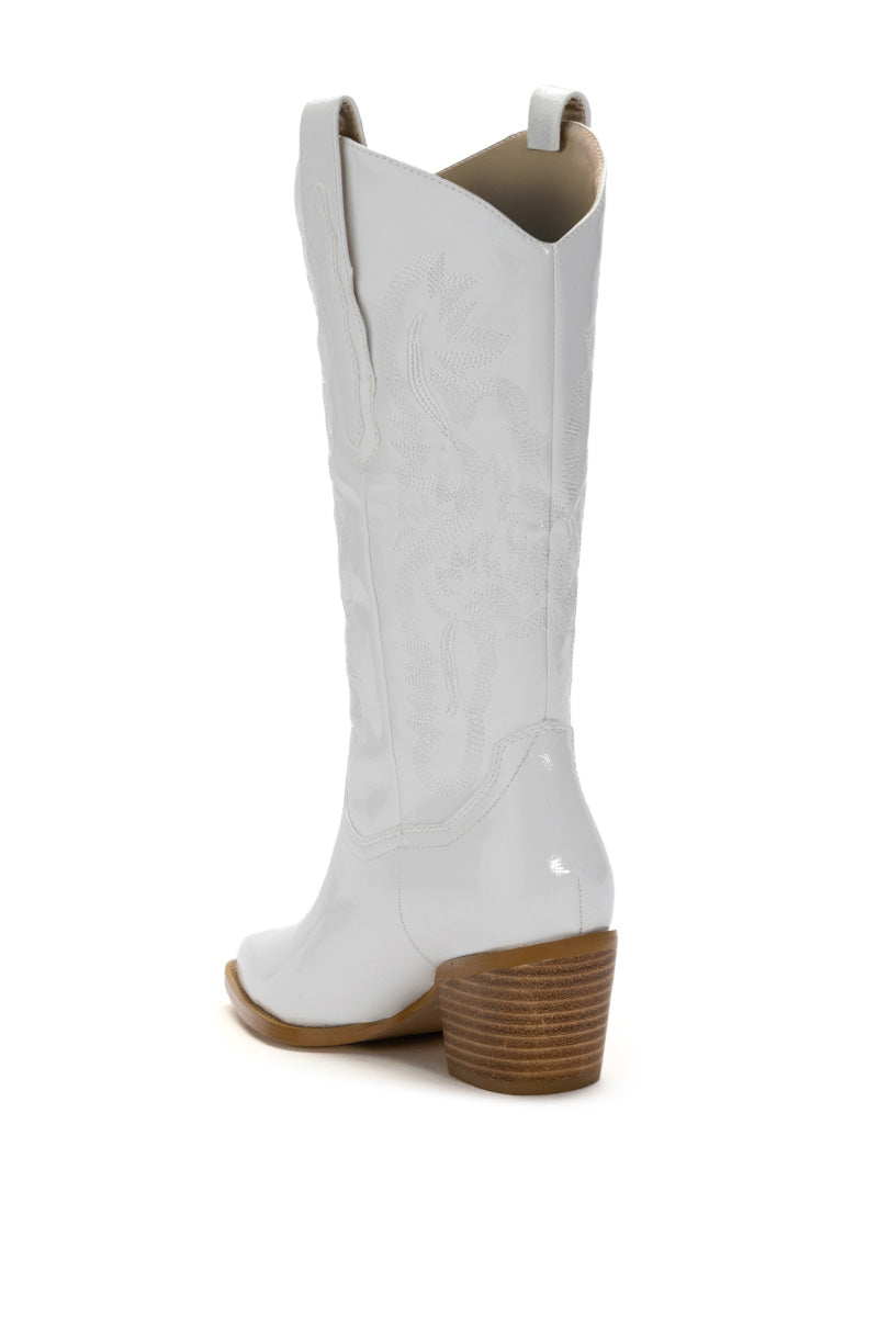 Detail View Azalea Wang Andrea Chunky Western Boot In White