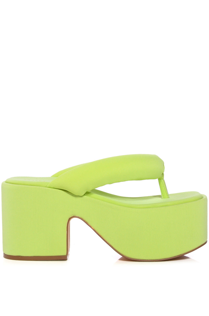 Side View Azalea Wang April Thing Flatform Sandal In Green 1