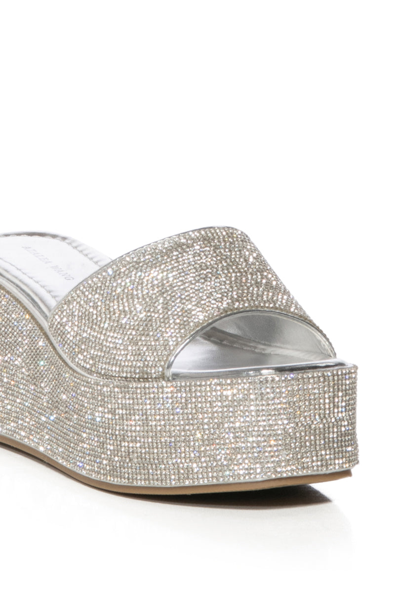 Full View Azalea Wang Arrow Embellished Flatform Sandal In Silver 4