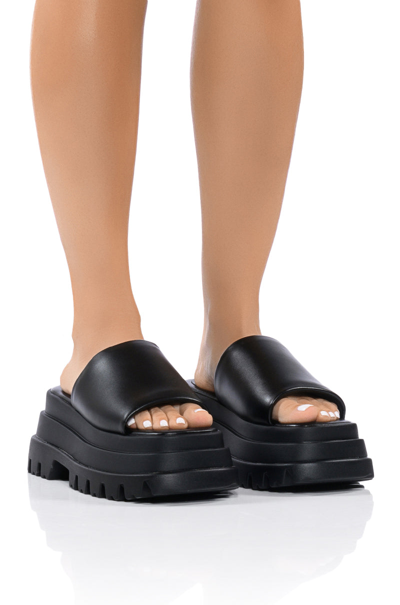 Front View Azalea Wang Bernard Flatform Sandal