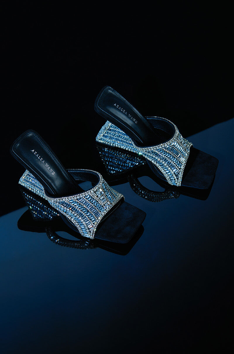 Extra View Azalea Wang Besima Silver Embellished Wedge Sandal