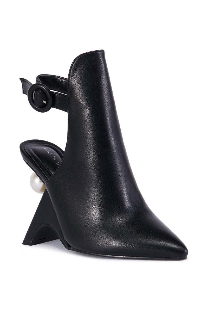 Back View Azalea Wang Brean Wedge Mule Inverse Heel