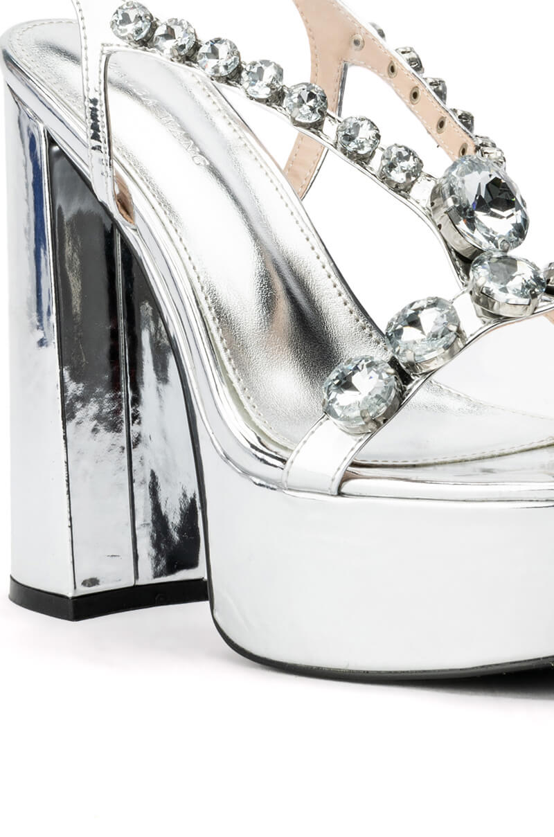 Full View Azalea Wang Broadway Platform Chunky Sandal In Silver