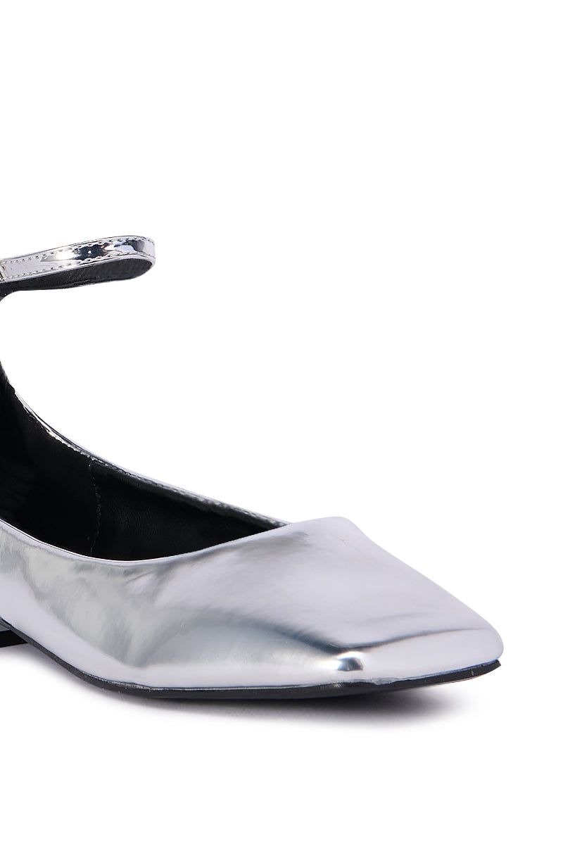 Full View Azalea Wang Castiel Silver Metallic Ballet Flat