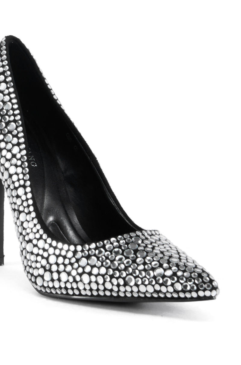 Extra View Azalea Wang Cosmopolitans Black Pump