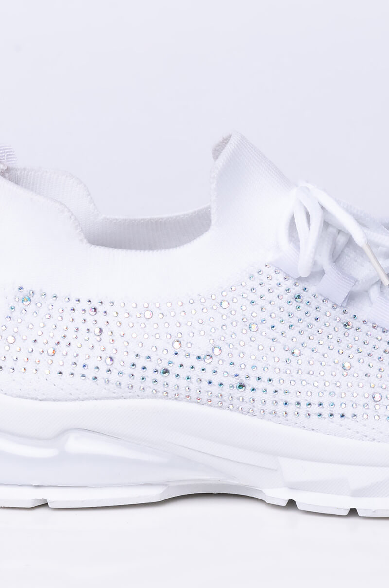  Azalea Wang Dont Stop Now Flatform Sneaker In White in White
