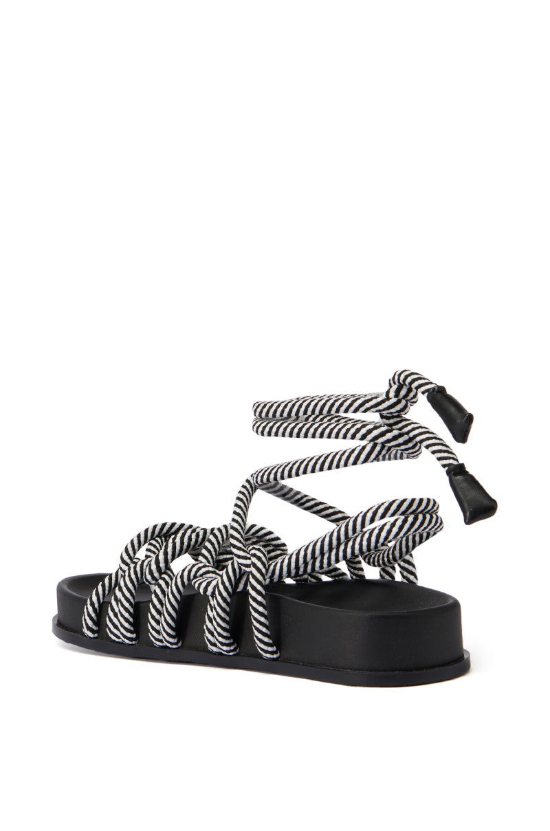 Detail View Azalea Wang Einer Black Sandal 5