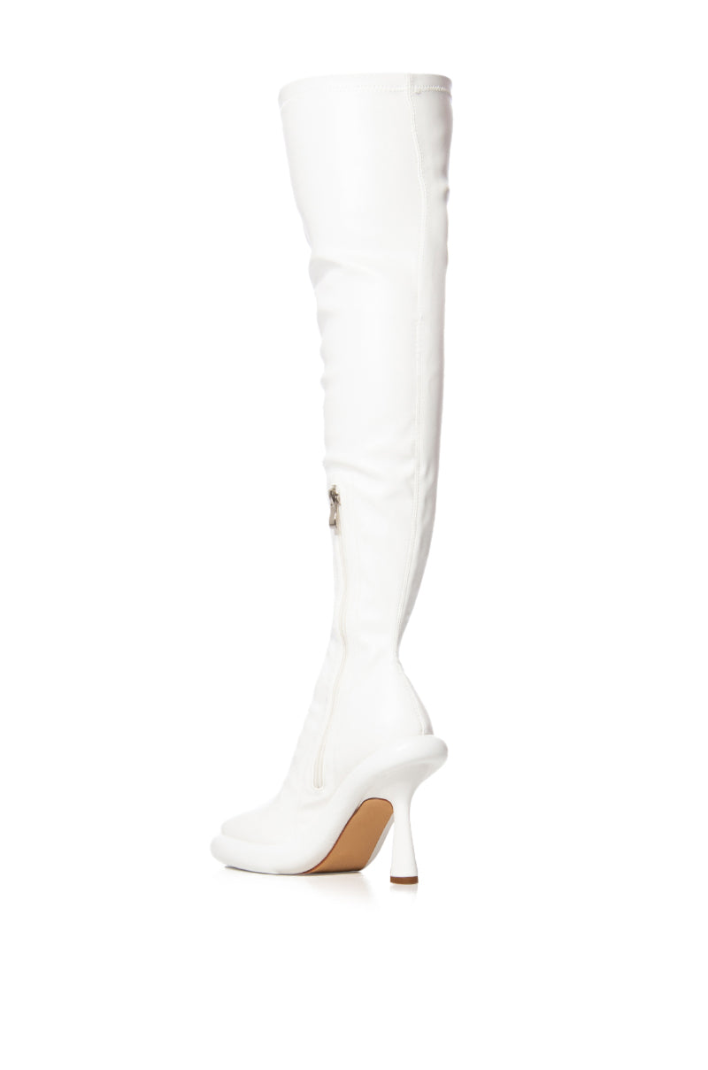 Detail View Azalea Wang Emerie White Boot