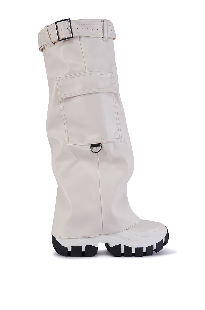 Side View Azalea Wang Ezrah White Boot