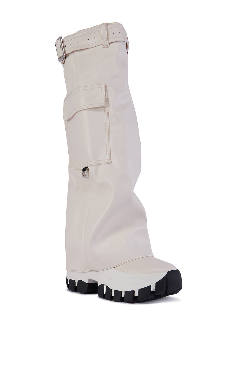 Back View Azalea Wang Ezrah White Boot