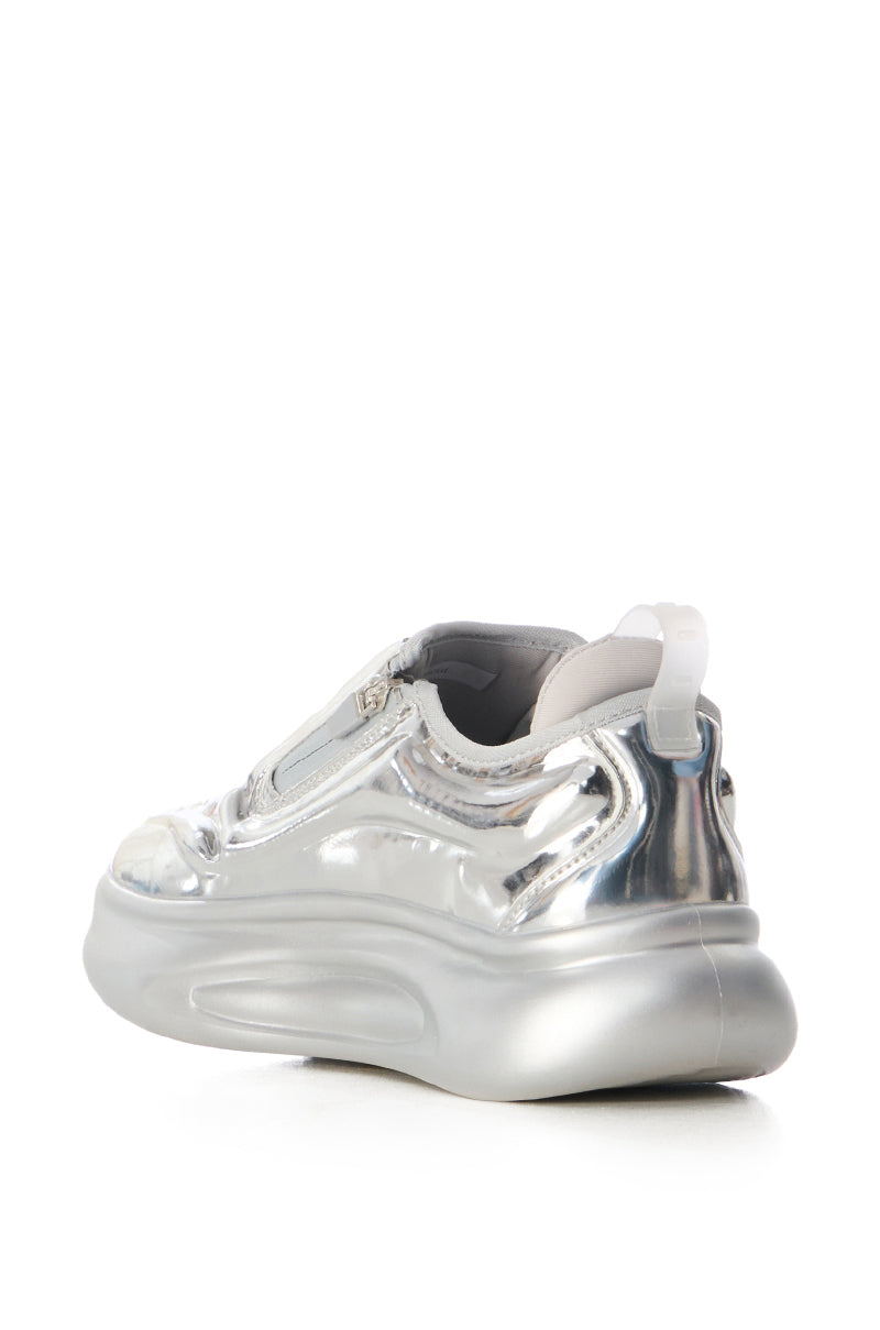 Detail View Azalea Wang Francille Chrome Silver Futuristic Sneaker