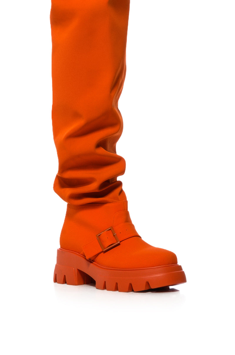 Extra View Azalea Wang Frappe Over The Knee Chunky Boot In Orange